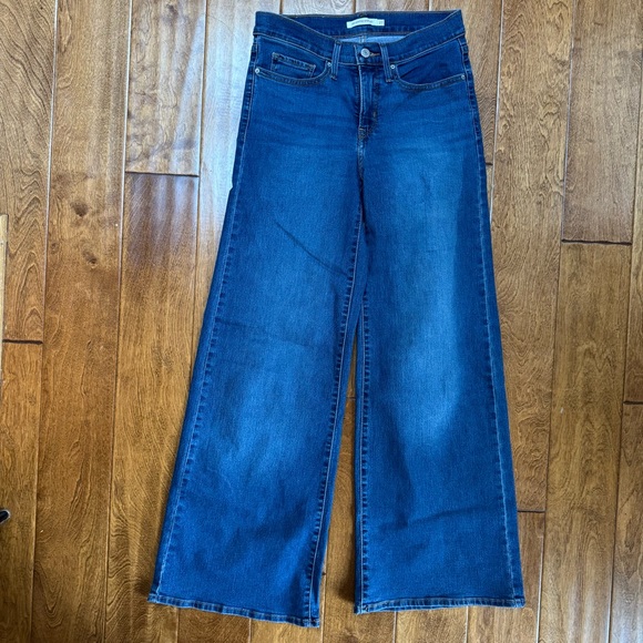 Levis | 318 Shaping Wide Leg Jeans 27 - Picture 4 of 9